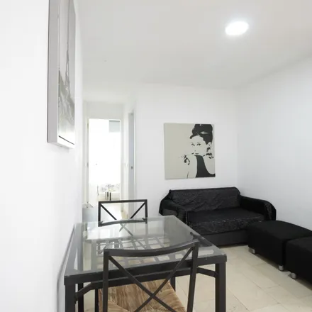 Image 4 - Madrid, Centro Europeo de Estudios Profesionales, Paseo de Extremadura, 28011 Madrid - Apartment for rent
