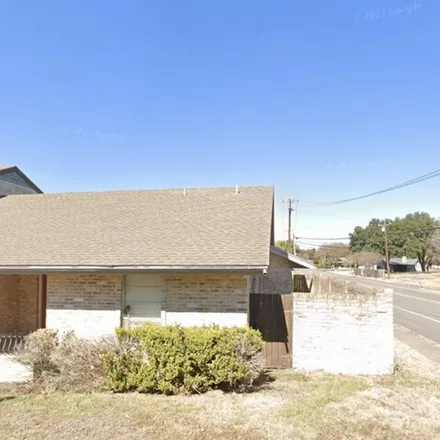 Rent this 4 bed house on 8537 Windway Drive in Windcrest, Bexar County