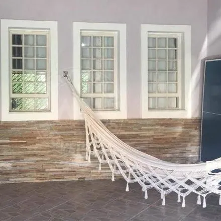 Buy this 4 bed house on Rua Euzébio Scaravelli in Jardim Rosinha, Itu - SP