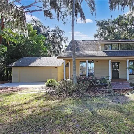 Rent this 4 bed house on 287 Lakeview Avenue in Lake Mary, Seminole County