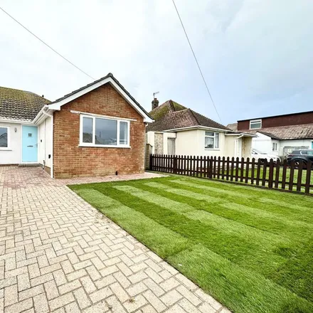 Rent this 3 bed house on Roderick Avenue in Peacehaven, BN10 8JT