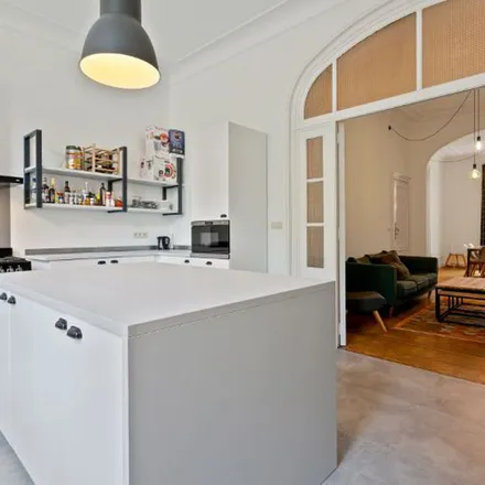 Rent this 8 bed apartment on Rue Stevin - Stevinstraat 164 in 1000 Brussels, Belgium