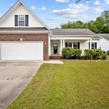 Buy this 4 bed house on 526 Weatherford Drive in Onslow County, NC 28540