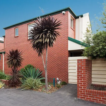 Rent this 3 bed townhouse on Moorabbin in Station Street, Moorabbin VIC 3189