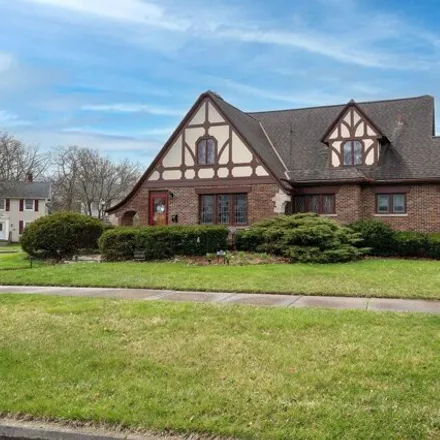 Buy this 4 bed house on 327 South Cornell Circle in Fort Wayne, IN 46807