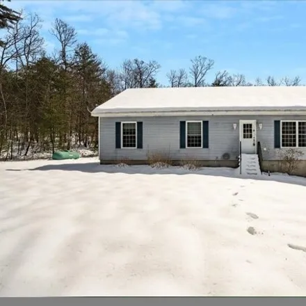 Buy this 3 bed house on Oak Hill Road in Northfield, Merrimack County