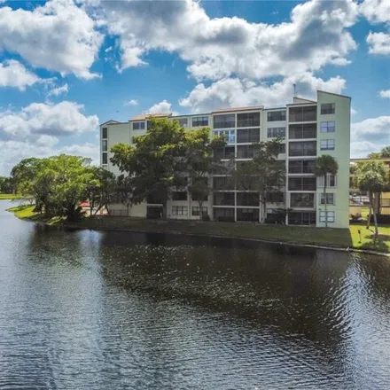 Buy this 2 bed condo on unnamed road in Pompano Beach, FL 33069