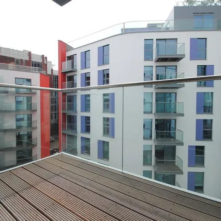 Rent this 1 bed apartment on Tennyson Apartments in Wellesley Road, London