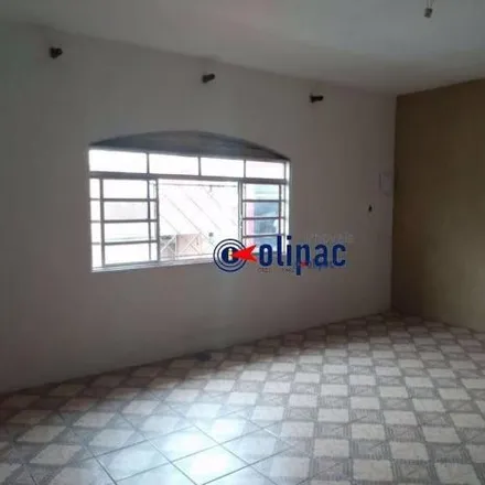Rent this 2 bed house on Rua Inglaterra in Vila Barros, Guarulhos - SP
