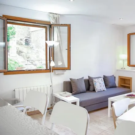 Rent this 2 bed apartment on Tossa de Mar in Carretera de Lloret, 17320 Tossa de Mar