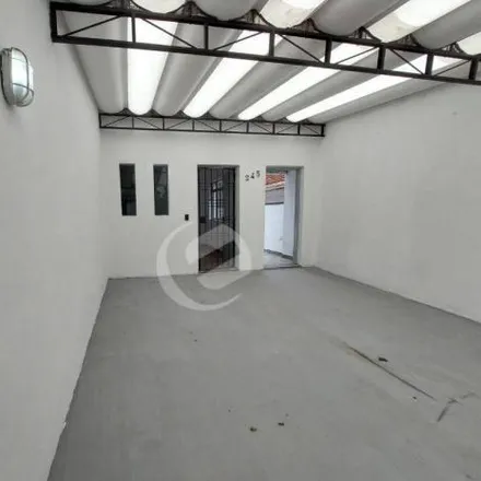 Rent this studio house on Rua Uruguaiana in Vila Alzira, Santo André - SP