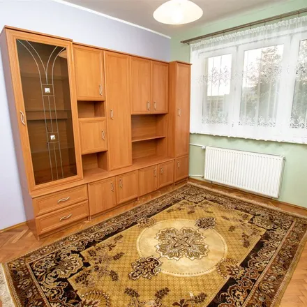 Rent this 3 bed apartment on Lisia in 87-119 Toruń, Poland