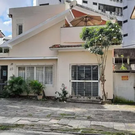 Image 2 - Rua Aníbal Falcão, Graças, Recife - PE, 52011-150, Brazil - House for sale