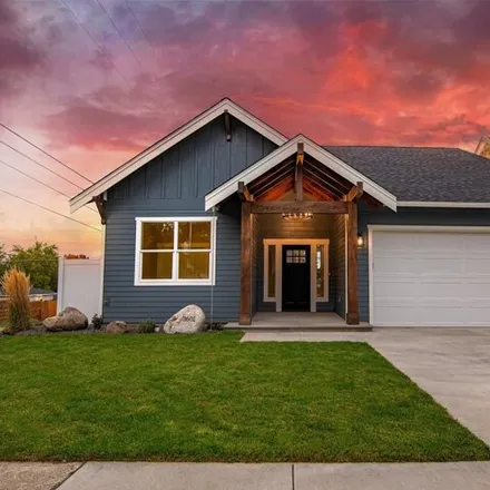 Buy this 3 bed house on Freya @ 24th in South Freya Street, Spokane