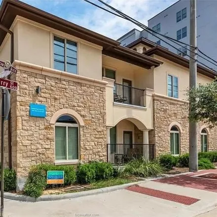 Image 2 - 602 Cherry Street, College Station, TX 77840, USA - Apartment for rent