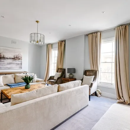 Image 1 - 150 Southgate Road, De Beauvoir Town, London, N1 3HU, United Kingdom - Townhouse for rent