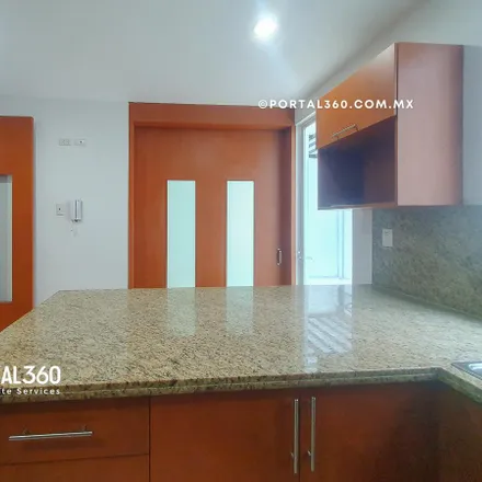 Rent this studio house on Circuito Colonia in Lomas de Angelópolis, 72193 Santa Clara Ocoyucan