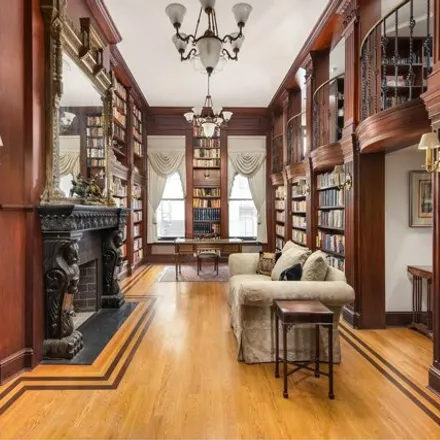 Image 3 - 10 East 67th Street, New York, NY 10065, USA - Townhouse for sale