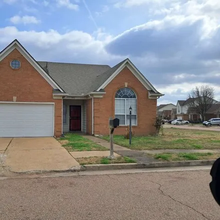 Rent this 3 bed house on 7707 Lipscomb Drive in Shelby County, TN 38125