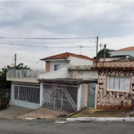 Rent this studio house on Rua João Bacarro in Vila Laís, São Paulo - SP