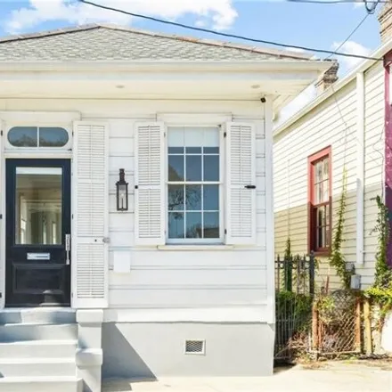 Image 1 - 1026 Bartholomew Street, Bywater, New Orleans, LA 70117, USA - House for sale