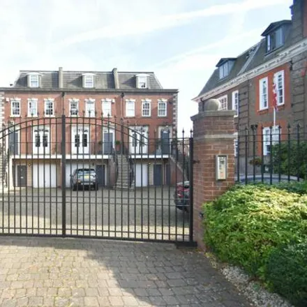 Buy this 4 bed townhouse on South Park View in Gerrards Cross, SL9 8HN