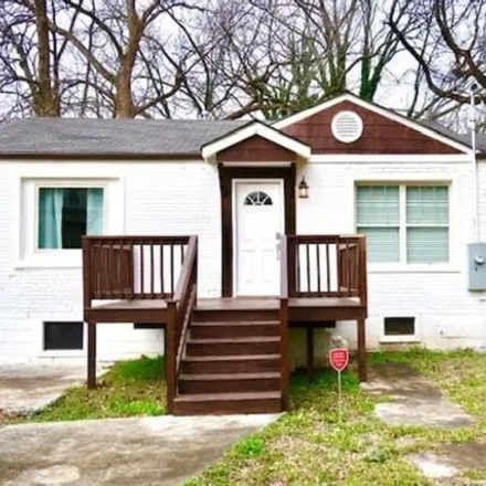 Rent this 3 bed house on 450 Sunset Avenue Northwest in Atlanta, GA 30318