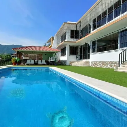 Buy this 5 bed house on Calle Carrillo Puerto in Francisco Villa, 39300 Acapulco