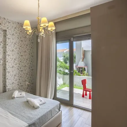 Rent this 1 bed apartment on Chalkidikís