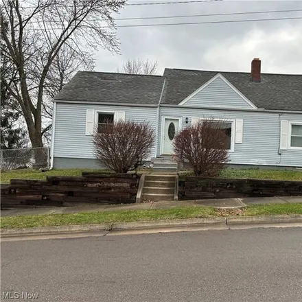 Buy this 3 bed house on 1209 Thurston Street in Akron, OH 44320