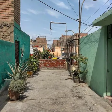 Buy this studio house on Almirante Miguel Grau Avenue in San Martín de Porres, Lima Metropolitan Area 15102