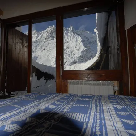 Rent this 2 bed apartment on 11021 Le Breuil - Cervinia
