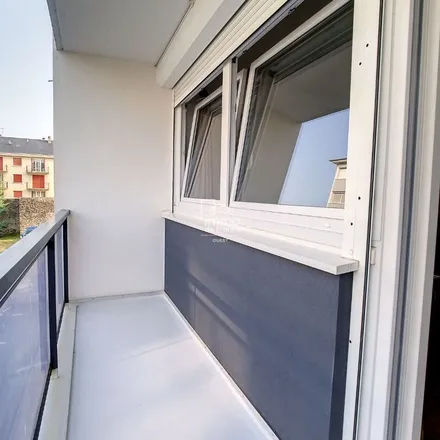 Rent this 1 bed apartment on 27 b Rue de Paradis in 53000 Laval, France