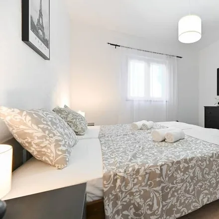 Rent this 2 bed house on Vrana in Dr. Franje Tuđmana, Croatia
