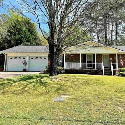 Buy this 3 bed house on 1005 Valley Creek Drive in Anniston, AL 36207