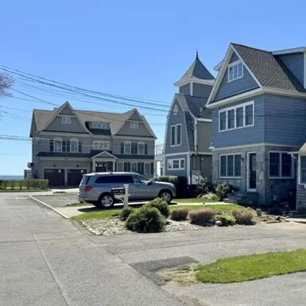 Buy this 2 bed house on 228 Second Avenue in Laurel Beach, Milford