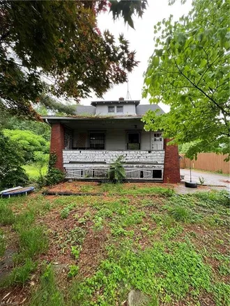 Buy this 4 bed house on 340 East Avondale Avenue in Uptown, Youngstown