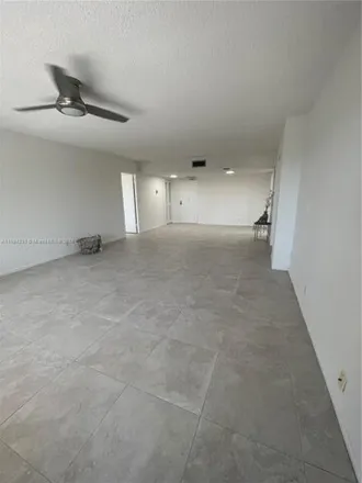 Image 3 - 10783 West Sample Road, Coral Springs, FL 33065, USA - Condo for rent