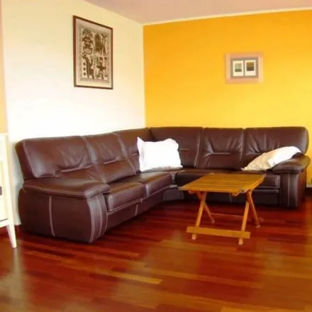 Rent this 3 bed house on 17253 Vall-llobrega