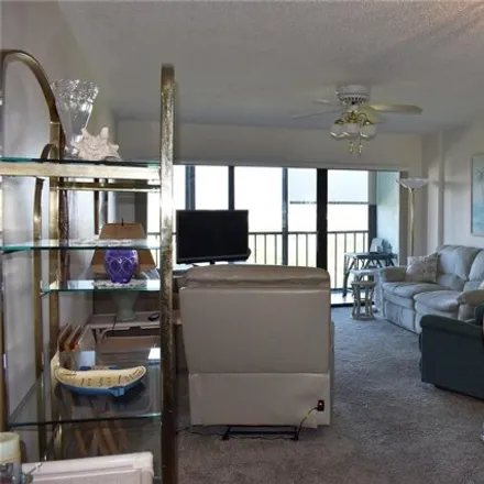 Image 4 - 3200 Cove Cay Dr Unit 5f, Clearwater, Florida, 33760 - Condo for sale
