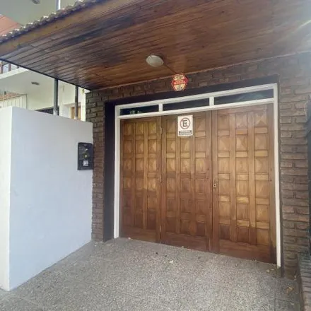 Rent this 3 bed house on Hipólito Yrigoyen 820 in Área Centro Este, Neuquén