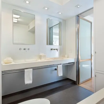 Image 7 - 3 East 69th Street, New York, NY 10021, USA - Apartment for sale