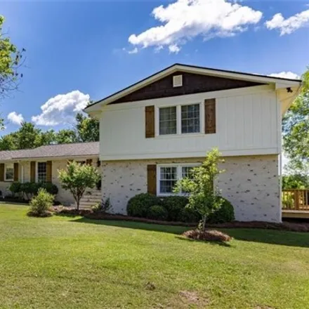 Buy this 5 bed house on Old Dalton Road Northeast in Armuchee, GA 30701