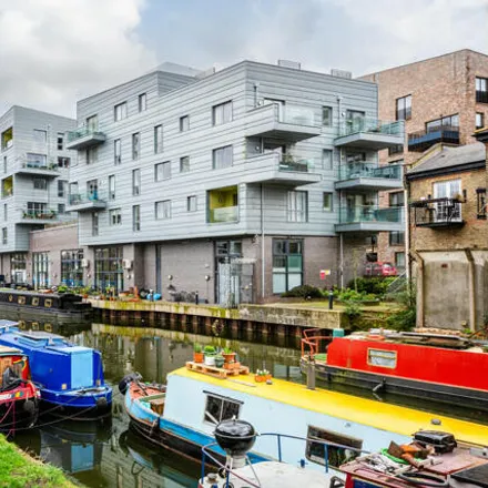 Rent this 1 bed apartment on Rosemary Works in Branch Place, London