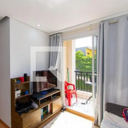 Buy this 3 bed apartment on Rua Engenheiro Tomás Magalhães in Vila Alpina, São Paulo - SP