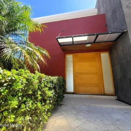 Buy this 3 bed house on Calle Balcón Morisco in Hércules, 76140 Querétaro