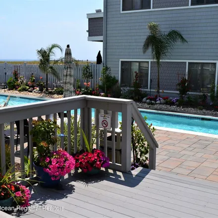 Rent this 3 bed apartment on 7 Atlantic Avenue in Point Pleasant Beach, NJ 08742