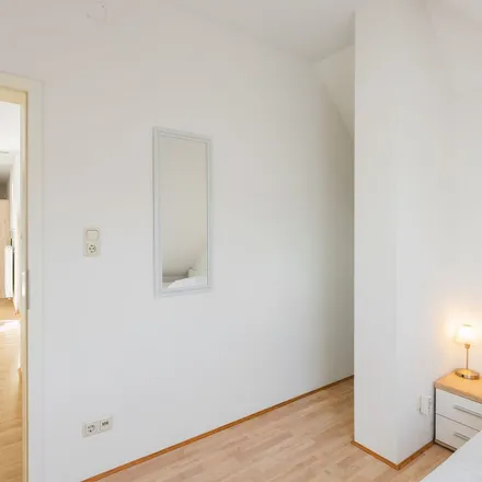 Image 5 - Rendeler Straße 36, 60385 Frankfurt, Germany - Apartment for rent