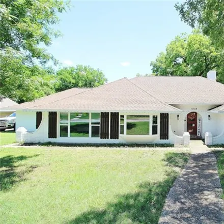 Rent this 4 bed house on 1430 Cardinal Creek Drive in Duncanville, TX 75137