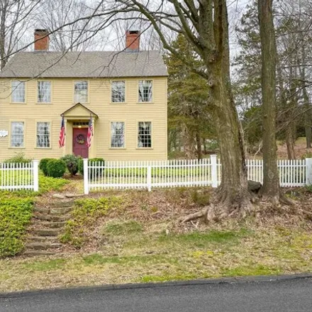 Buy this 5 bed house on 330 Parmelee Hill Road in Durham, Lower Connecticut River Valley Planning Region